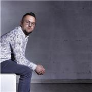 Madrelingua italiano offre ripetizioni per stranieri